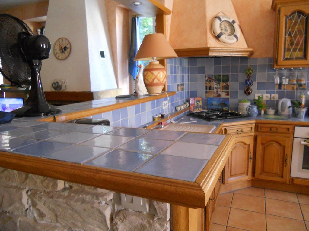 Les Hirondelles Chambres D'Hotes Serres  Εξωτερικό φωτογραφία